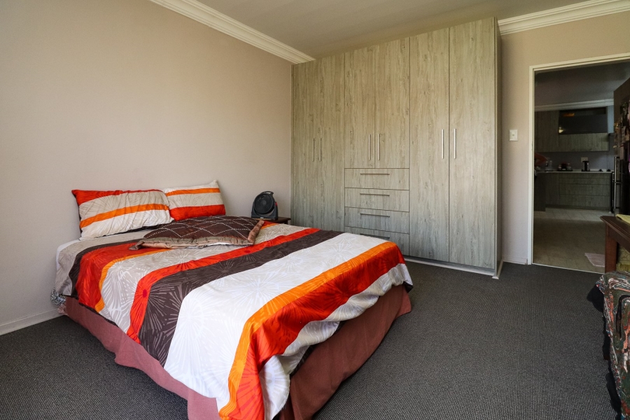 2 Bedroom Property for Sale in Flamwood North West